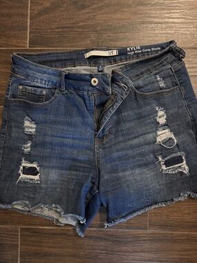 !it jeans Kylie High Rise Curvy Shorts - Dark Blue Wash